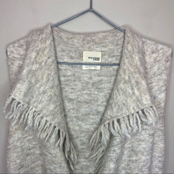 Wilfred Free | Aritzia Tan Alpaca/Wool Blend Knit Cardigan Vest Size Small - Picture 2 of 7